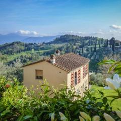 Private Villa With A View Of Lucca