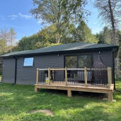 3-bedroom Villa in Lakefield #12