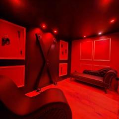 Love room Émeraude & Pièce Secrète