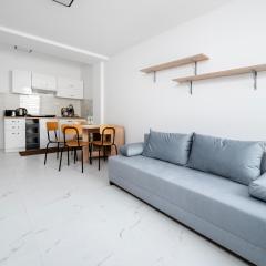 Łódź Urban Serenity Studio #10 by BookingHost