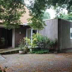 B&B Even Heukelom - Kamer met Tuin