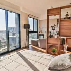 New Studio by Shop del Sol in Prime Location