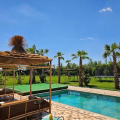 Maison D'hôte - Villa Privée et Paisible avec Déj' Marocain Offert
