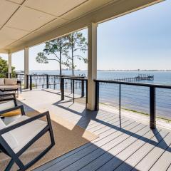 Private Beach and Bay View Luxury Navarre Escape!