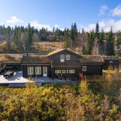 Mosetra2038 by Vacationtrysil