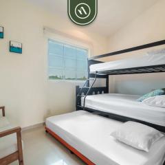 2BR Condo in Acapulco with Private Patio - Pool