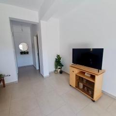 Charming 2BR Pervolia Near Beach Free Parking