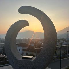 Moderno bilocale vista lago Maggiore