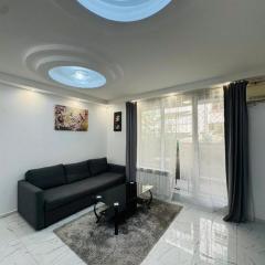 Top Central Apartment 14