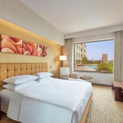 Four Points by Sheraton Hotel and Serviced Apartments Pune