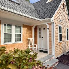 Private 3BR townhouse retreat, walk to beach, town