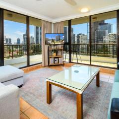 Surfers Light & Air in Surfers Paradise