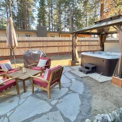 5 Bedroom Cabin W Hot Tub 10 Minutes from Heavenly