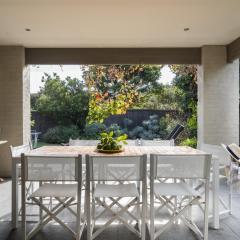 Blairgowrie Beach House a Family Getaway with Firepit