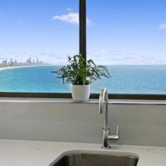 Beachfront Luxury on Burleigh Hill Casa del Mar