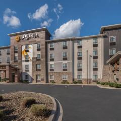 La Quinta Inn & Suites by Wyndham Greenville Woodruff Rd