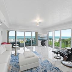 Flores Ocean Suites 402