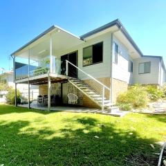 Seaside Haven Work or Relax by the Coast