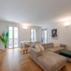 B Home - Elegant Apt with Terrace & Gym