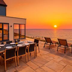 The Sea House - Ultimate Seafront Living & Sunsets