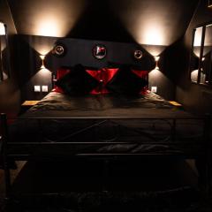 Dark love room