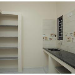 Redfox Service Apartment DLF