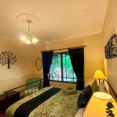 Korla Cottage, Leura Family & Pet Friendly Stay