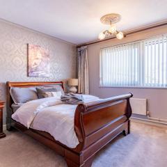 Central Aster House, 3 Bedrooms, Parking