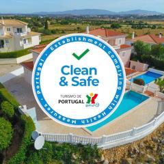 Bay View Villa in Vale da Lama