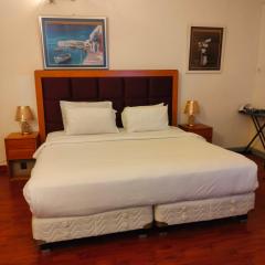 kl Dreamx service suite at times square