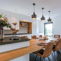 Huswell - Unique apartment near Bruges with sunny terrace