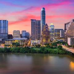 Superb location steps to DT and UT