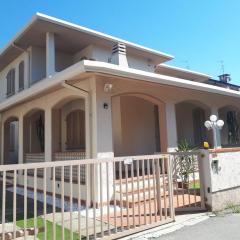 Villa Anna Luxury - con piscina e stazione privata di ricarica auto elettrica