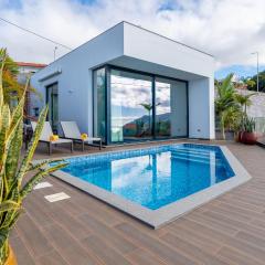 Moonlight Villa by LovelyStay