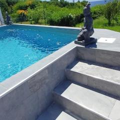 Gîtes Capra Pomme Surette piscine et spa