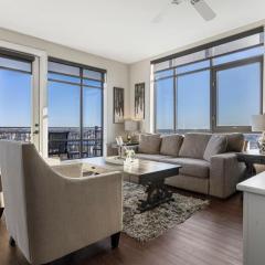 Luxurious Downtown Corner Views 2 bed 2bath 61