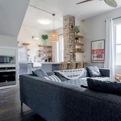 Historic and charming duplex in desirable midtown, close to the beach and strand