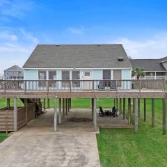 Bright and Cozy 4 Bedroom close to the Ocean