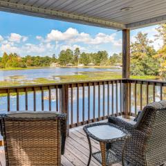 Waterfront Deck! Couples Retreat on Point A Lake