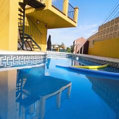 Paraíso del mar-Chalet privado con piscina propia y vista al mar cerca de la playa