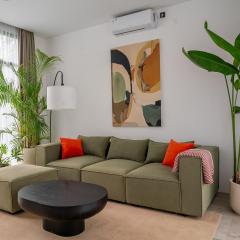 The Barn Uluwatu Modern 2BR Villa in Bingin with View & Hot Tub