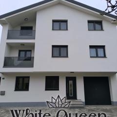 White Quenn Apartments