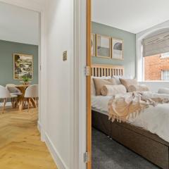 Pear Tree - Stylish City Centre Apartment