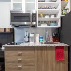 Luxury Apt In The Heart Of The Theater District