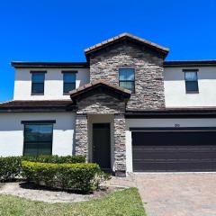 210BP - Balmoral Resort
