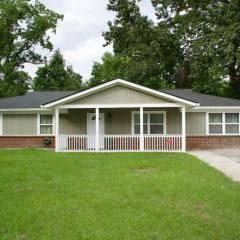 Getaway at 26 Oxford Ct
