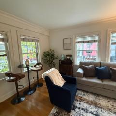 Charming Downtown Seattle Condo Steps from Iconic Sights!