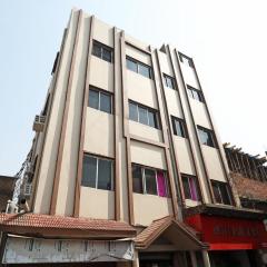 Collection O Aditya Inn