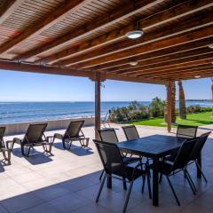 Shoreline Beach House