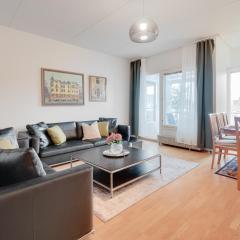 Central Luxury Stay w Vintage Charm & Sauna